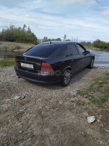 Opel Vectra 1996, 440,500 km - 1.6 l - Gəncə
