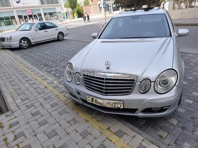 Mercedes E 220 2007, 326,543 km - 2.2 l - Sumqayıt