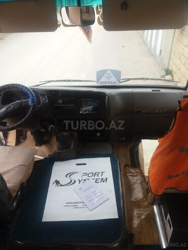 Mitsubishi Rosa 2009, 700,000 km - 4.2 l - Bakı