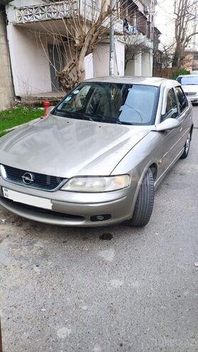 Opel Vectra 1999, 234,000 km - 2.0 l - Bakı