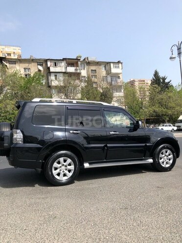Mitsubishi Pajero 2010, 196,000 km - 3.5 l - Bakı