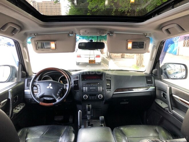 Mitsubishi Pajero 2010, 196,000 km - 3.5 l - Bakı