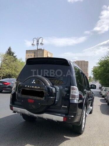 Mitsubishi Pajero 2010, 196,000 km - 3.5 l - Bakı