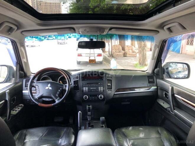 Mitsubishi Pajero 2010, 196,000 km - 3.5 l - Bakı