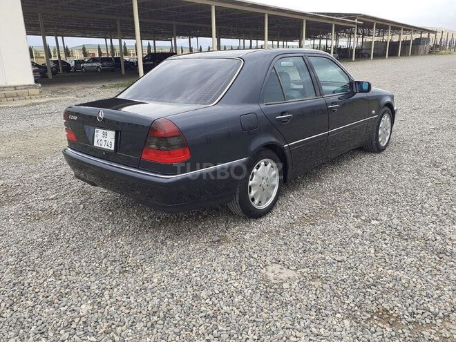 Mercedes C 240 2000, 198,000 km - 2.4 л - Gəncə