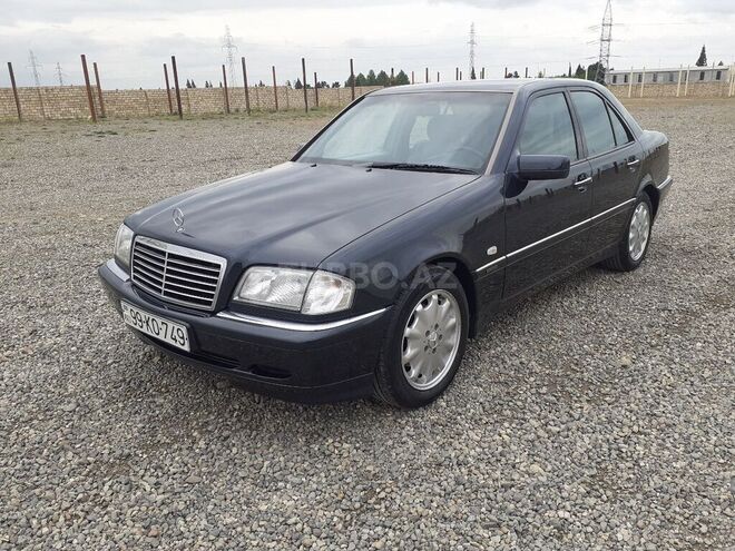 Mercedes C 240 2000, 198,000 km - 2.4 л - Gəncə