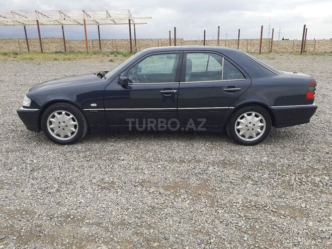 Mercedes C 240 2000, 198,000 km - 2.4 л - Gəncə