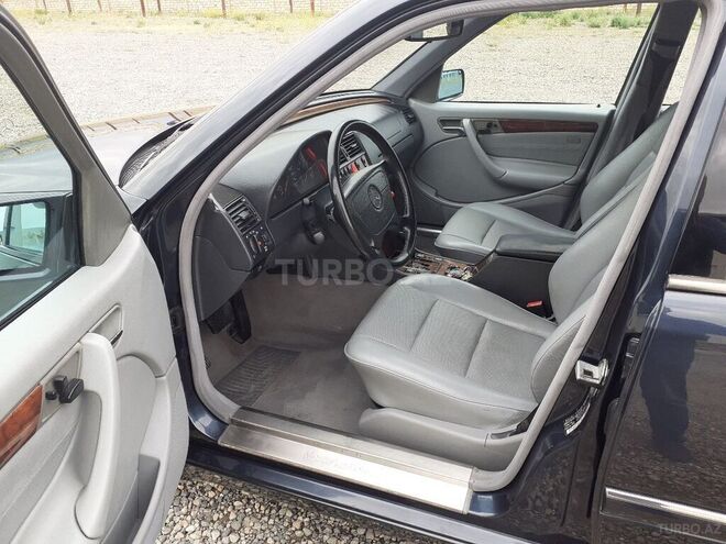 Mercedes C 240 2000, 198,000 km - 2.4 л - Gəncə