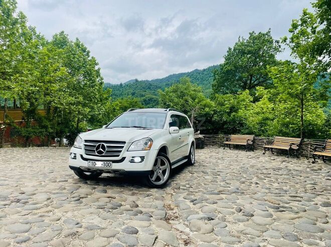 Mercedes GL 550 2008, 230,000 km - 5.5 l - Masallı