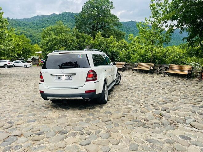 Mercedes GL 550 2008, 230,000 km - 5.5 l - Masallı