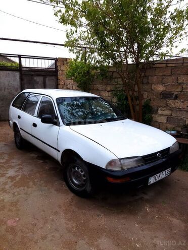 Toyota Corolla 1995, 300,000 km - 1.3 l - Bakı