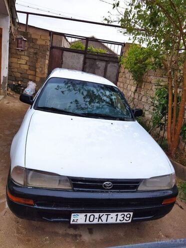 Toyota Corolla 1995, 300,000 km - 1.3 l - Bakı