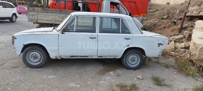LADA (VAZ) 21011 1975, 252,000 km - 1.5 l - Bakı