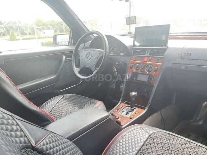 Mercedes C 220 1995, 368,000 km - 2.2 l - Bakı