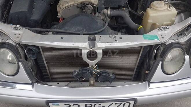 Mercedes E 230 1996, 296,000 km - 2.3 l - Bakı