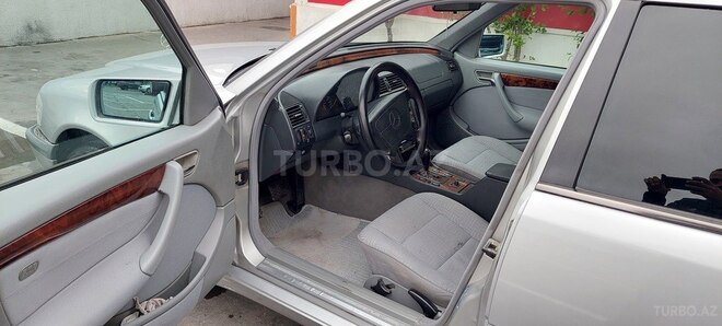 Mercedes C 220 1998, 335,000 km - 2.2 l - Bakı