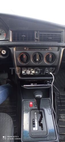 Mercedes 190 1990, 200,000 km - 2.0 l - Bakı