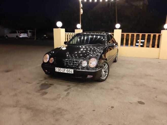 Mercedes E 240 2001, 310,585 km - 2.4 l - İmişli