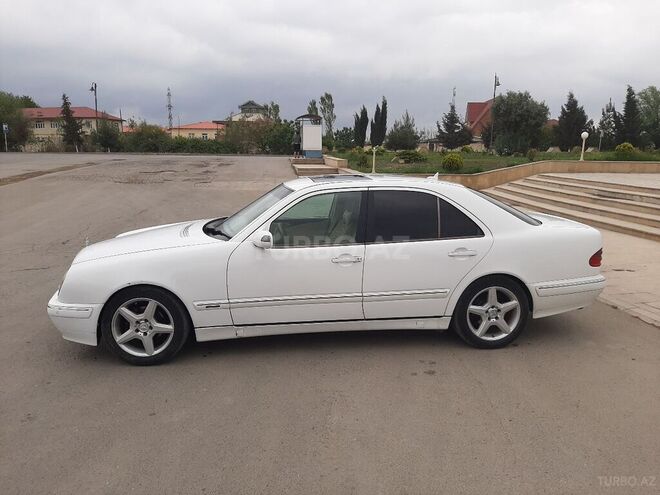 Mercedes E 240 2000, 383,431 km - 2.4 l - Bakı