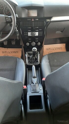 Opel Astra 2008, 145,000 km - 1.4 l - Bakı