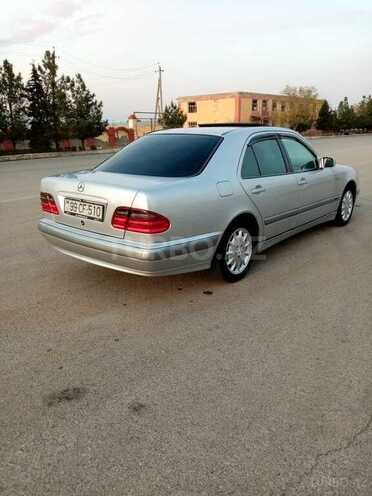 Mercedes E 200 1999, 294,000 km - 2.0 l - Bakı