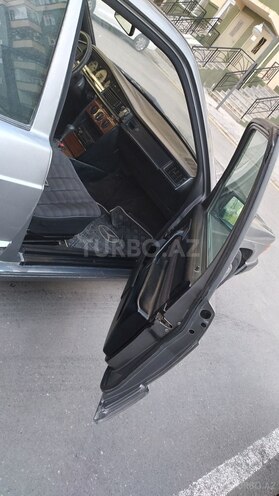 Mercedes 190 1992, 256,000 km - 2.0 l - Bakı