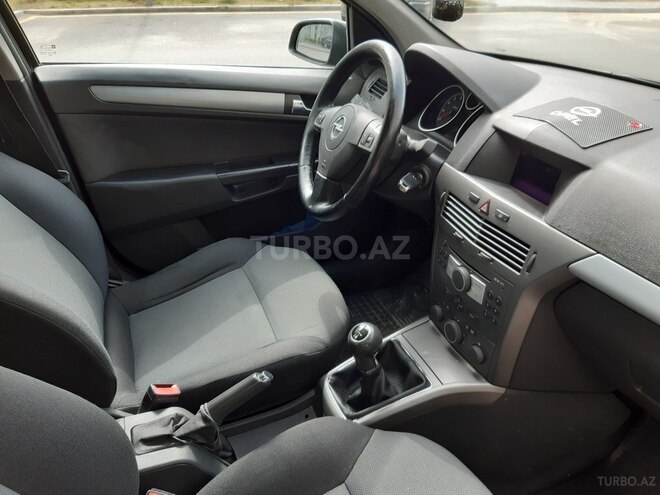 Opel Astra 2005, 260,000 km - 1.4 l - Bakı