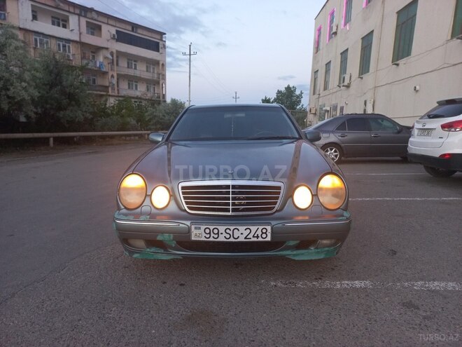 Mercedes E 220 2001, 537,867 km - 2.2 l - Bakı