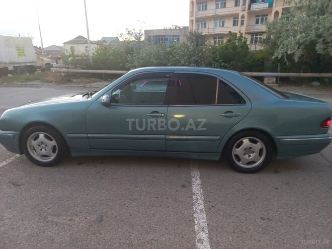 Mercedes E 220 2001, 537,867 km - 2.2 l - Bakı