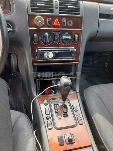 Mercedes E 220 2000, 341,000 km - 2.2 l - Bakı