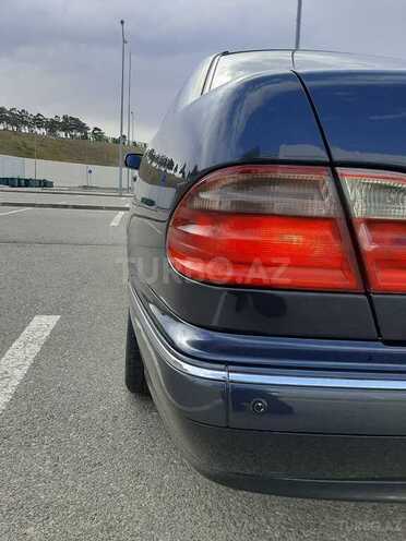 Mercedes E 220 2000, 341,000 km - 2.2 l - Bakı