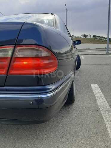 Mercedes E 220 2000, 341,000 km - 2.2 l - Bakı