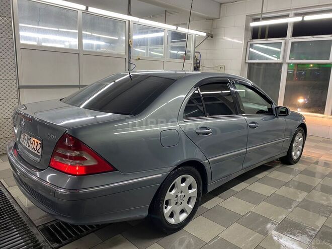 Mercedes C 220 2006, 480,000 km - 2.2 l - Bakı