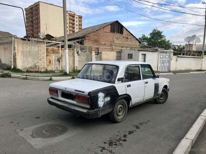 LADA (VAZ) 2107 1983, 300,000 km - 1.5 л - Gəncə