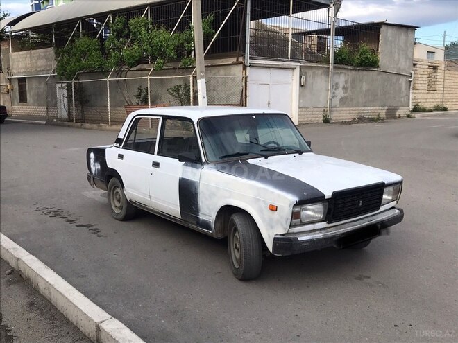 LADA (VAZ) 2107 1983, 300,000 km - 1.5 л - Gəncə