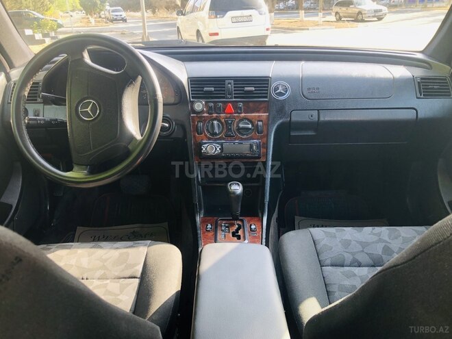 Mercedes C 220 1999, 342,600 km - 2.2 l - Sumqayıt