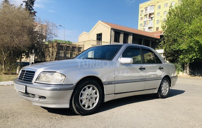 Mercedes C 220 1999, 342,600 km - 2.2 l - Sumqayıt