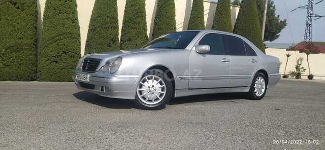 Mercedes E 220 2000, 390,000 km - 2.2 л - Bakı