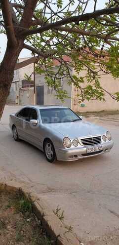 Mercedes E 270 2001, 351,000 km - 2.7 l - Bakı