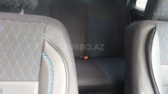 Mercedes E 270 2001, 351,000 km - 2.7 l - Bakı