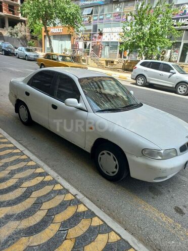 Daewoo Nubira 1999, 135,000 km - 1.6 l - Bakı
