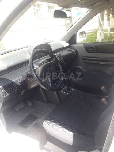 Nissan X-Trail 2001, 215,000 km - 2.0 l - Bakı