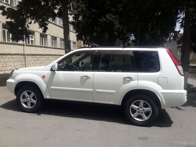Nissan X-Trail 2001, 215,000 km - 2.0 l - Bakı