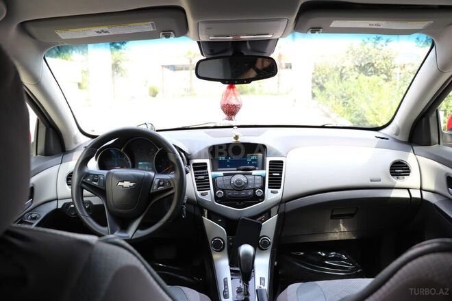 Chevrolet Cruze 2015, 195,000 km - 1.4 l - Astara