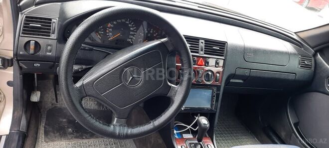 Mercedes C 200 1998, 300,000 km - 2.0 л - Bakı