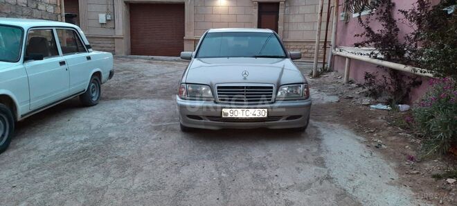 Mercedes C 200 1998, 300,000 km - 2.0 л - Bakı