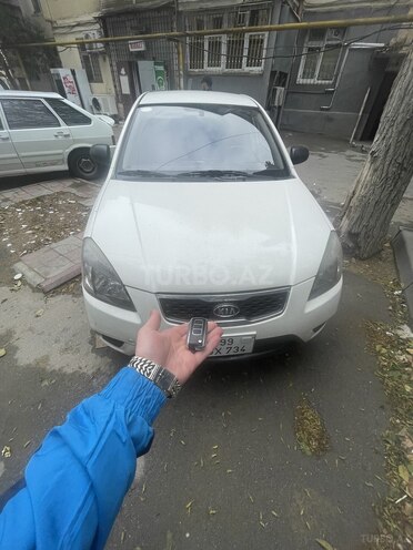 Kia Rio 2010, 253,000 km - 1.4 л - Bakı