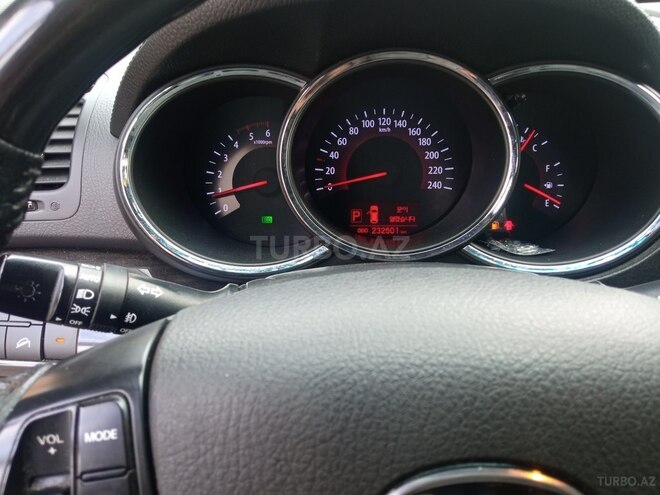 Kia Sorento 2010, 232,500 km - 2.0 л - Bakı