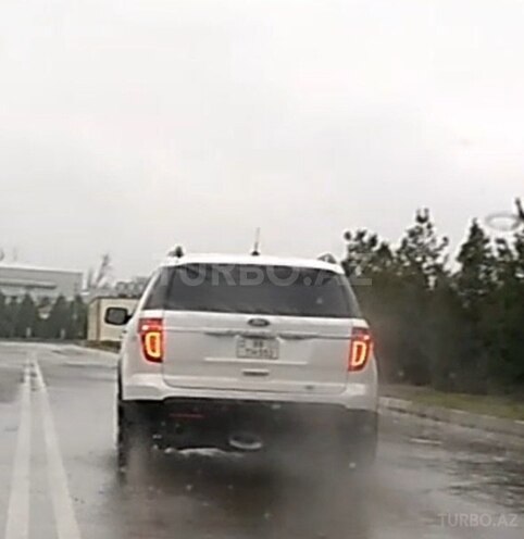 Ford Explorer 2013, 170,000 km - 2.0 l - Bakı