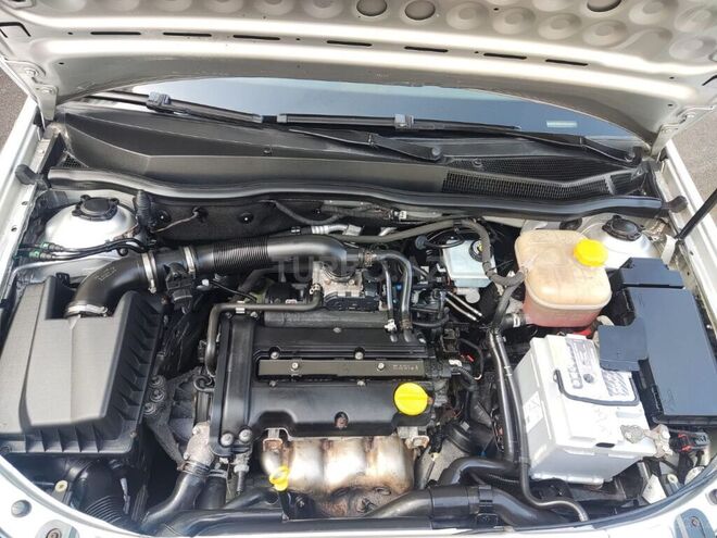 Opel Astra 2010, 208,000 km - 1.4 l - Bakı